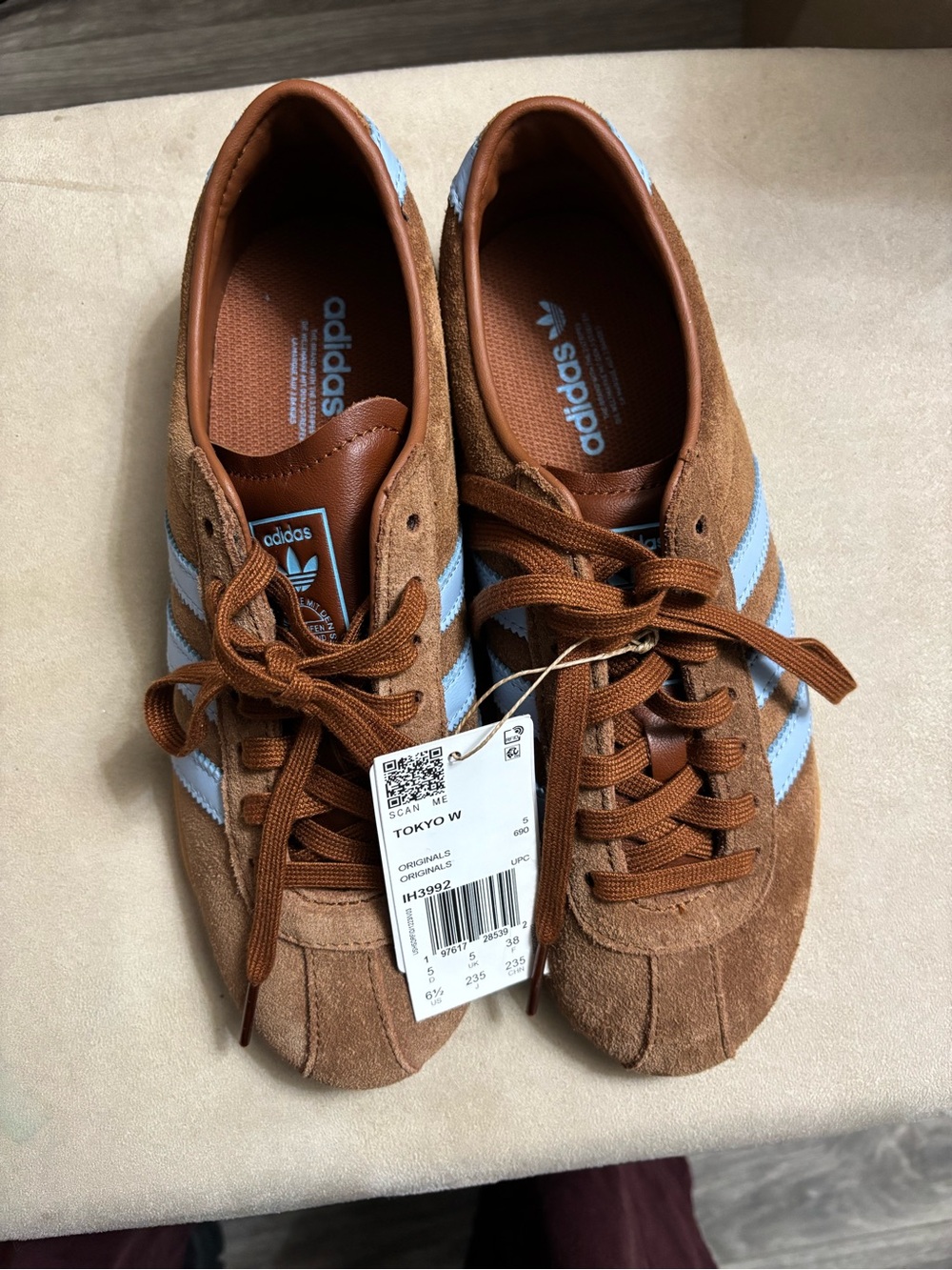 adidas Tokyo W Brown & Blue Sneakers US 6 1/2 NWT